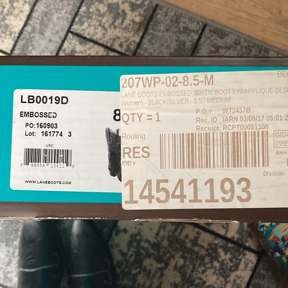 LANE Embossed black and Silver western boot - Picture 4 of 7